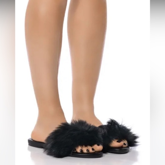 Foxy Basic Fur Flat Sandal - Picture 2 of 6